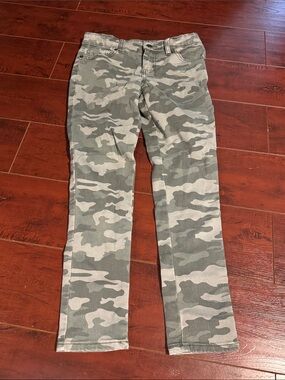 Girl’s Camouflage Jegging - Green Camo